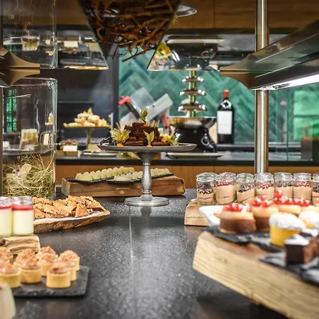 Lechquell Post Hotel