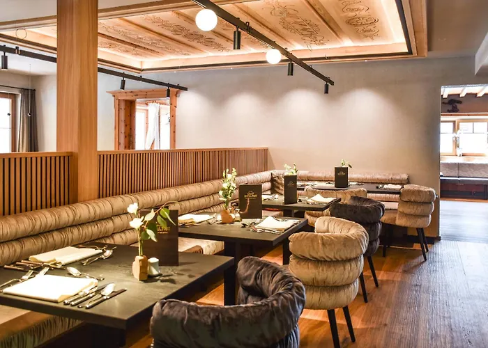 Lechquell Post Hotel