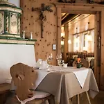 Hotel Lechquell Post 4*