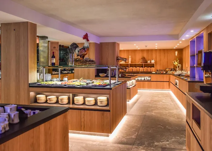 Lechquell Post Hotel 4*