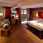 Lechquell Post Hotel