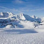 Hotel Lechquell Post 4*